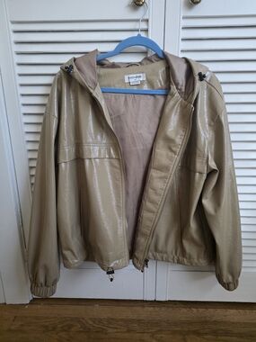 NOIZE Beige Vegan Hooded Jacket